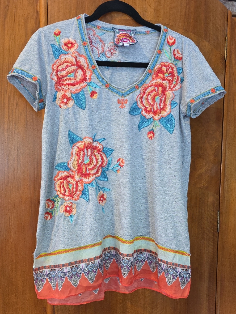 Johnny Was Heather Gray Tunic with Coral Floral Embroidery And Silk Fabric Trim
